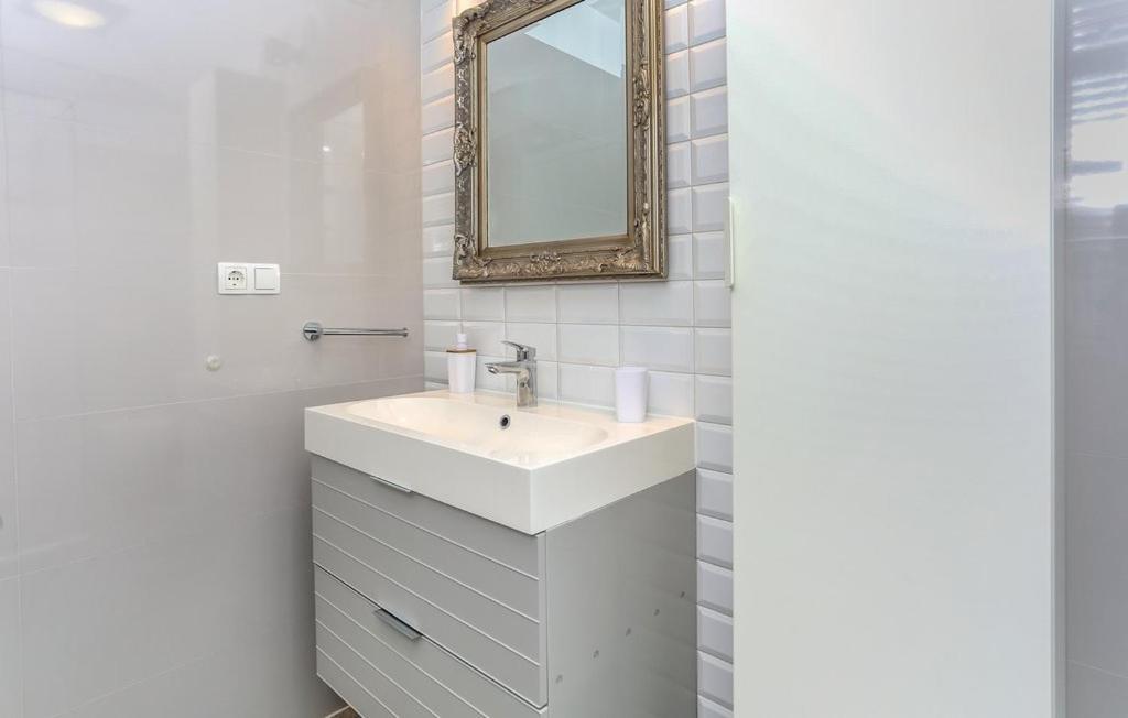 Apartman R.R. オミシュ エクステリア 写真